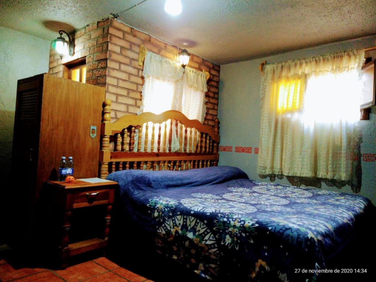 Hotel Plaza 마자미틀라 외부 사진