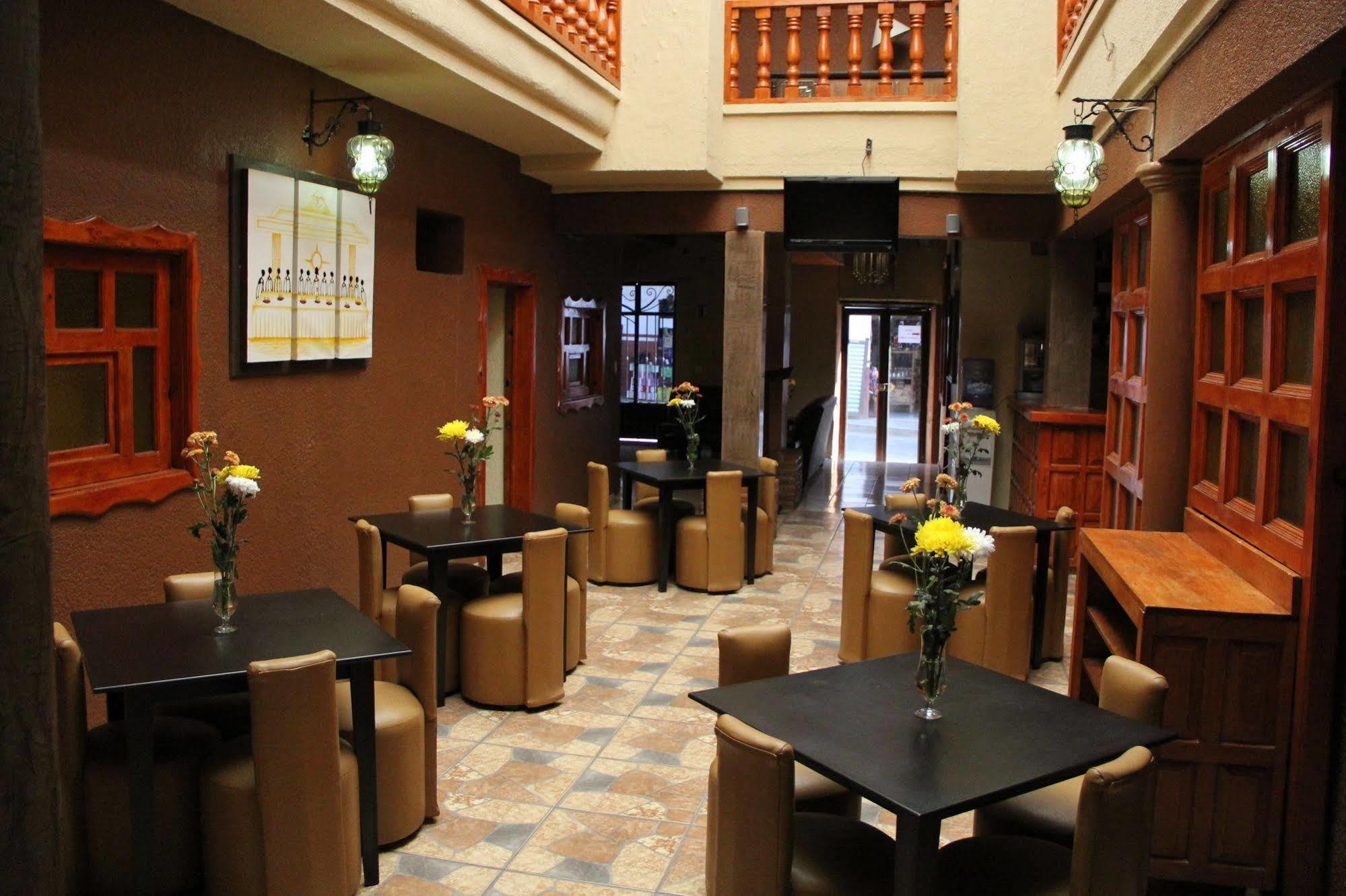 Hotel Plaza 마자미틀라 외부 사진