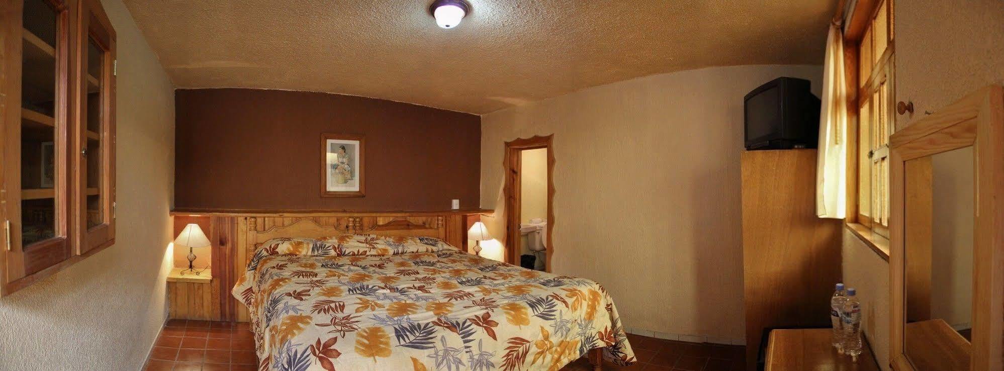 Hotel Plaza 마자미틀라 외부 사진